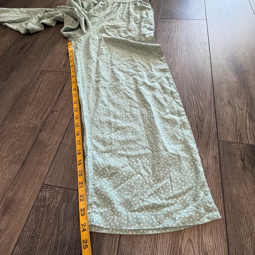 Jessica Simpson Seafoam Polka Dot Smocked Wide Leg Jumpsuit w/Pockets Size S - Picture 15 of 16